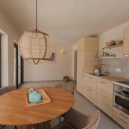 Casa Mona