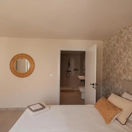 Casa Mona Apartment L'Alfas del Pi